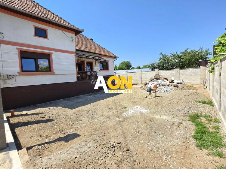 Casă semifinisată, 4 camere, 350 mp teren, la asfalt, zona Centru - 2