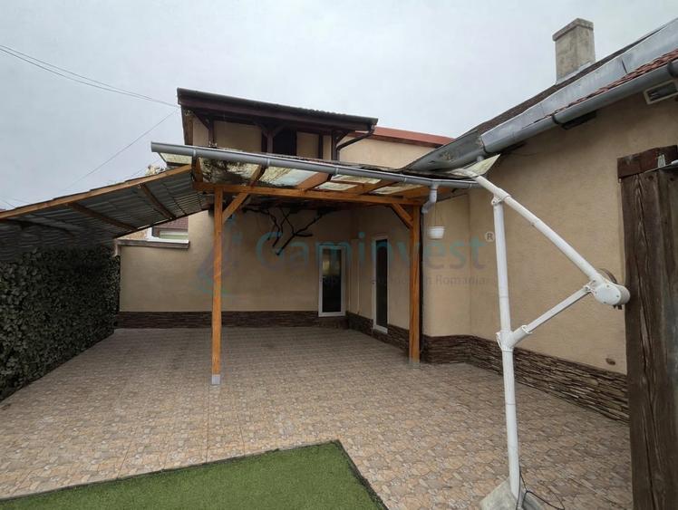 Casa de vanzare cu 3 camere in Cantemir, Oradea