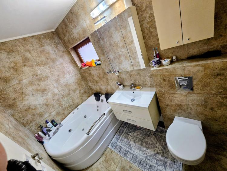 Duplex modern cu grădină proprie 300 mp, 4 camere, 2 bai, zona Terra !