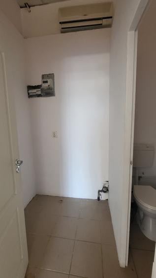 Spatiu comercial zona Uvertura Mall