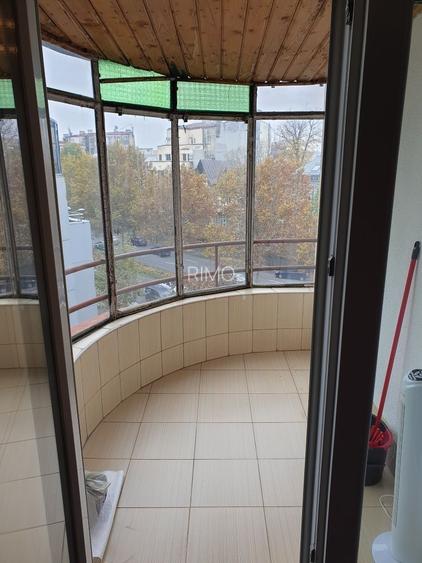 APARTAMENT IDEAL PENTRU INVESTIEI ZONA VICTORIEI - 3