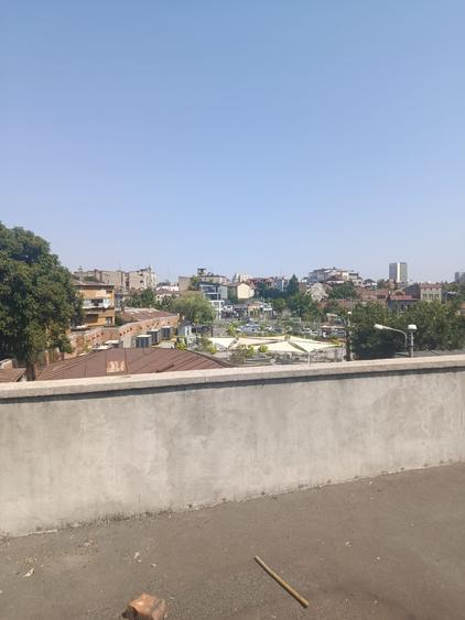 Propun spre vânzare o proprietate într-o zonă centrală Piața Victoriei