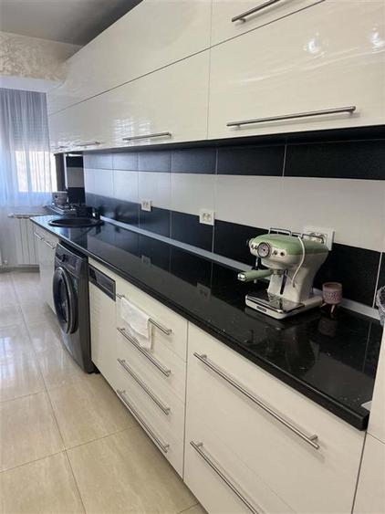 TOTUL NOU! Ap 2 camere MOBILAT si UTILAT,Etaj  Intermediar,zona Bariera