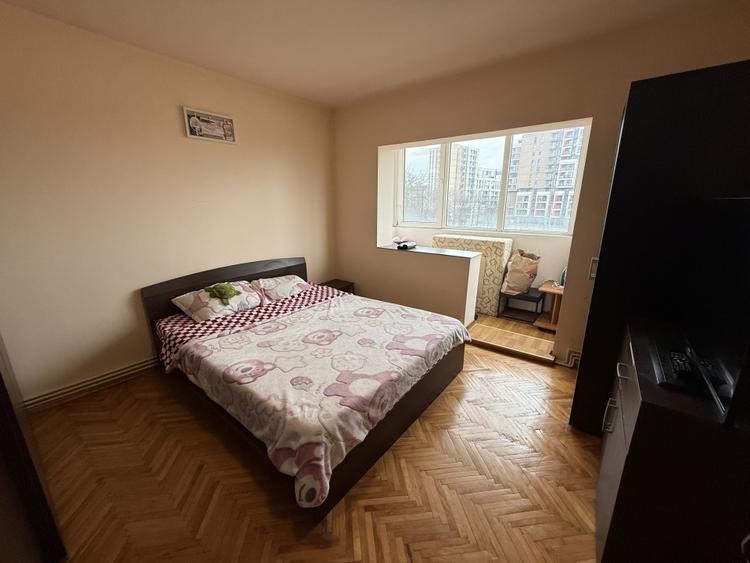 Apartament 3 camere, decomandat, 65 mp utili - Soarelui