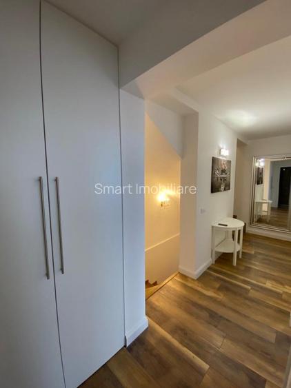 Casa 4 camere 118mpu zona Cristian