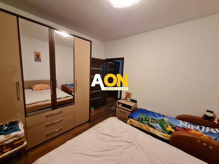 Apartament 3 Camere, 83 mp, Decomandat, Cu Garaj la Subsol