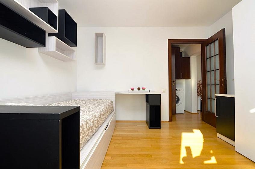 INCHIRIERE APARTAMENT 4 CAMERE DECEBAL – RESTAURANT DUMAN