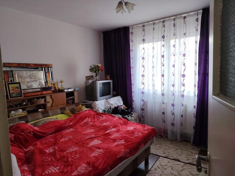 Apartament 2 camere de vânzare micro 40