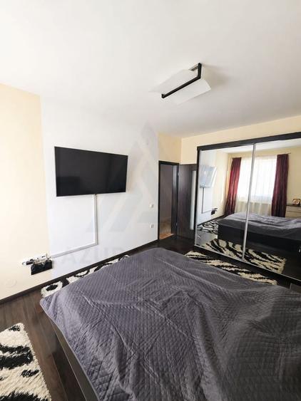 Apartament 3 camere etaj 2 78 mp utili balcon si parcare Turnisor