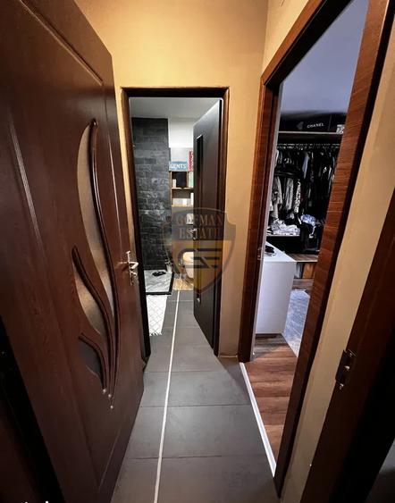 2 cam Tomis Nord City Park Mall Brotacei 45.1m parter mobilat A/C gaze in bloc