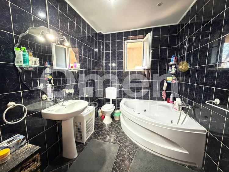 Casa individuala cu curte disponibila pentru vanzare, situata in zona centrala