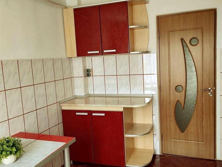 Apartament 2 camere, decomandat,