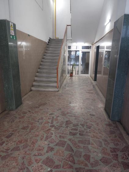Apartament 2 camere Unirii, bloc 1993