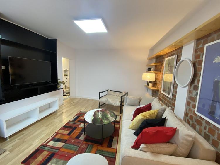 Apartament 3 camere lux langa Prefectura