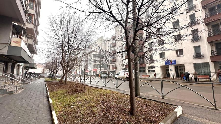 REC3001712 Spatiu comercial de inchiriat Bucurestii Noi l Jiului