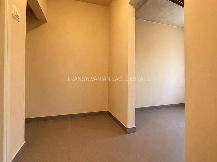 Spațiu comercial|3 încăperi|47 m2 utili| Semicentral - 5