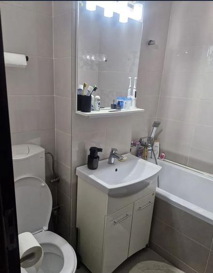 Apartament 3 Camere,Trapezului,bl.reabilitat,Amenajat,mobilat,Liber