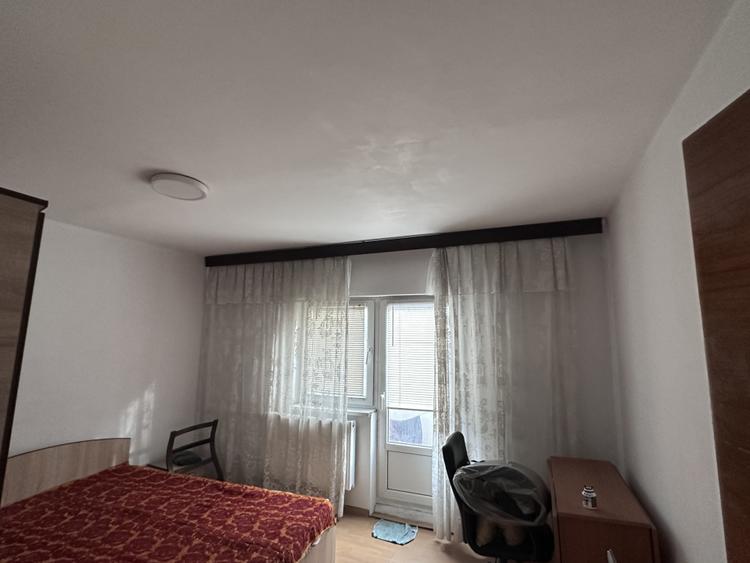 Apartament 2 Camere | Nasaud | Etaj 1 | 2 Balcoane | Pret Negociabil |