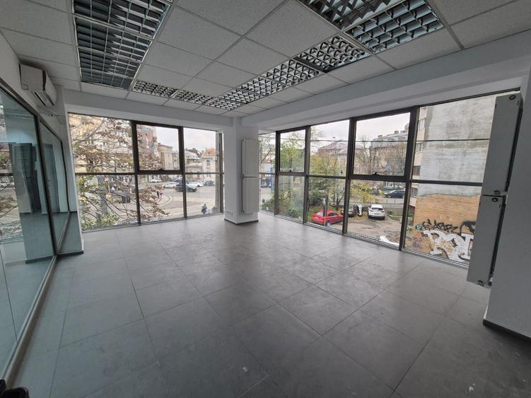 Clădire de birouri 680 mp de vânzare, Foișorul de Foc, centru