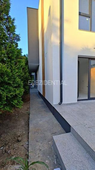 Casa stil duplex - zona Corbeanca