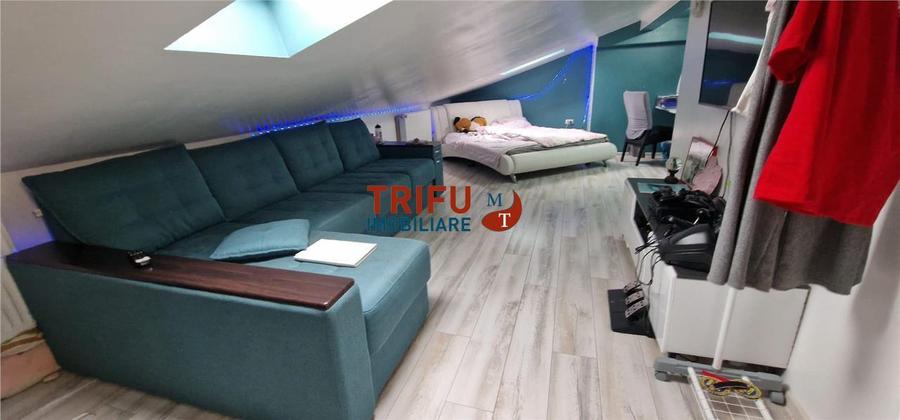 Apartament cu scara interioara 3 camere de vanzare zona Centru
