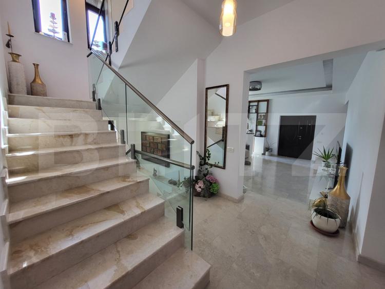 Casa de vanzare, 200 mp, zona Albert