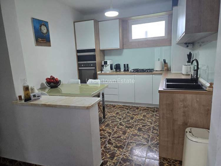 Casă Renovată cu Grădină | 227 mp | 3 Terase | 3 Dormitoare | Milcov - 55