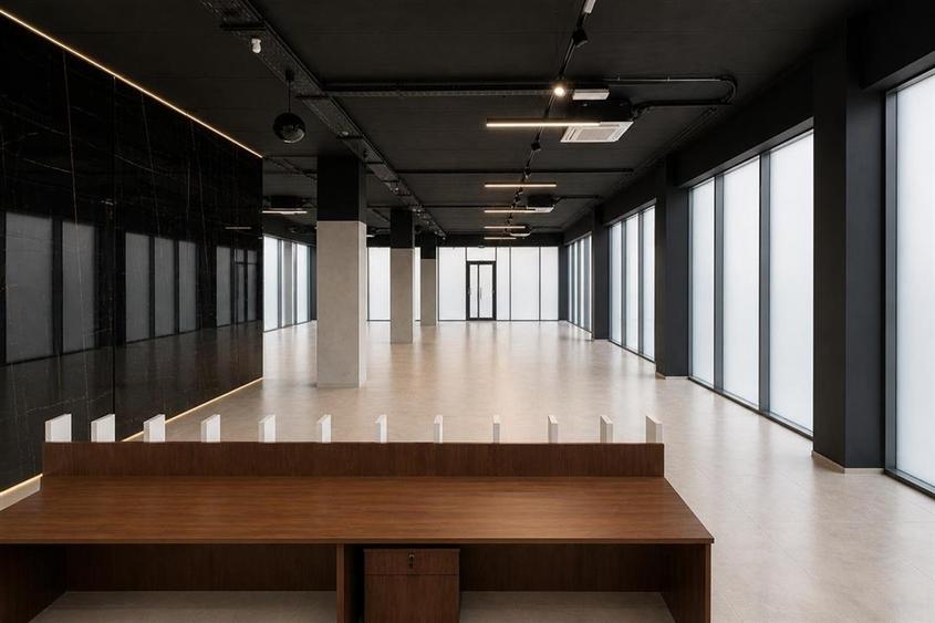 Spatiu comercial 180mp cu terasa de 75mp  zona Doamna Stanca