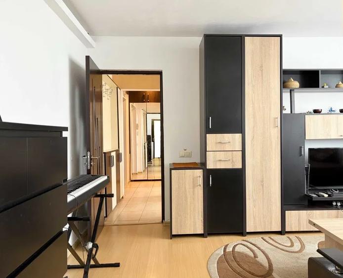 3 camere Drumul Taberei metrou Râul Doamnei