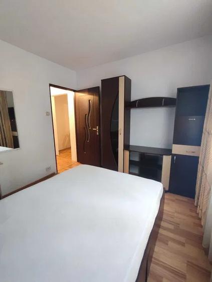 Apartament cu 2 camere, etajul 1/4, zona Dacia