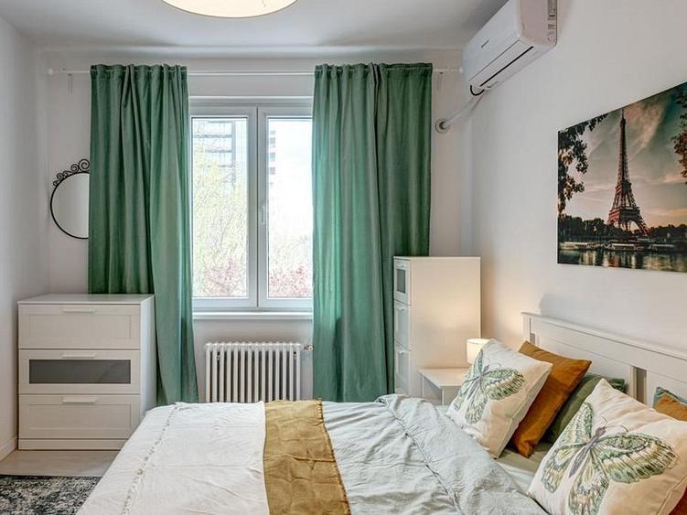 Apartament 2 camere decomandat lux,centrala proprie ,loc parcare