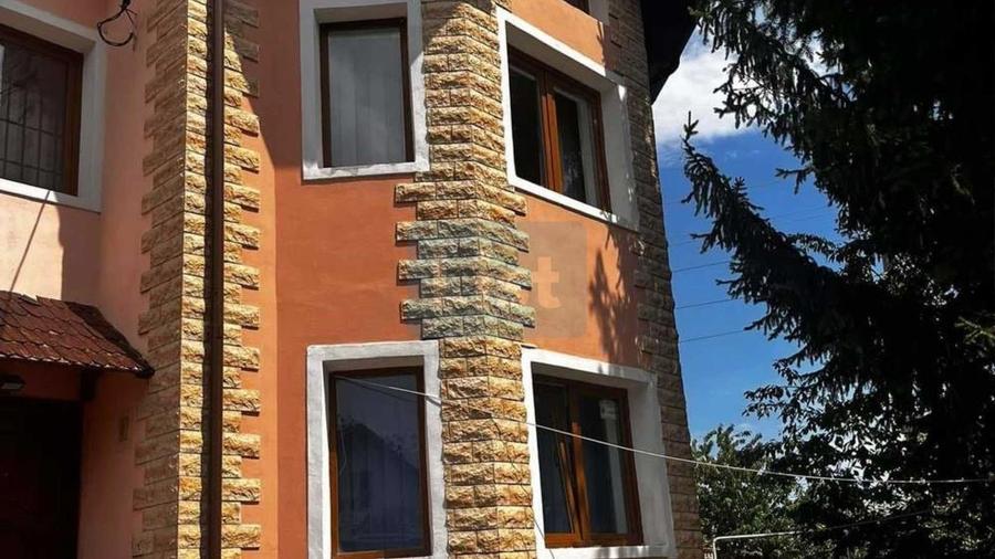 Villa for sale, 4 Rooms, 200 sqm, 4500 sqm, Cordun