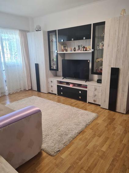Vanzare Apartament 2 camere, 55 mp, loc de parcare, balcon închis – Sector 5