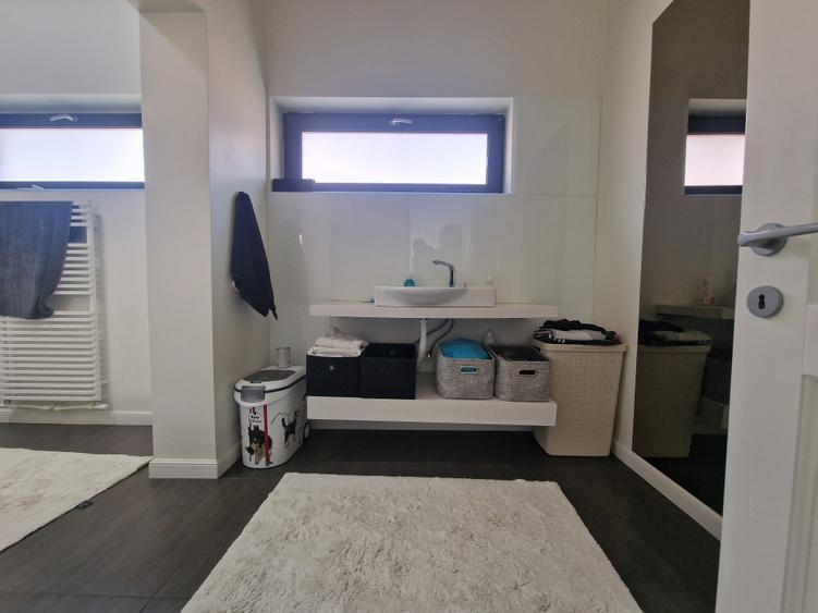 Mamaia Nord - 3 camere, 3 gr sanitare-100mp, mobilat-utilat complet nou