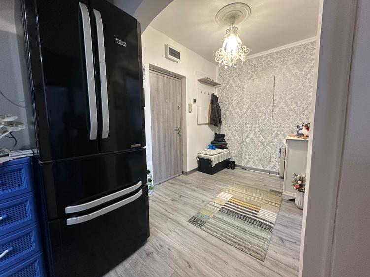 Apartament 2 camere decomandat - Zona Mioritei