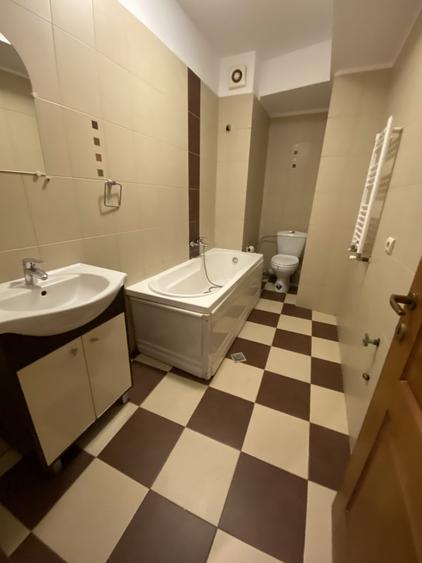 Garsoniera Mall Vitan bloc nou+centrala proprie