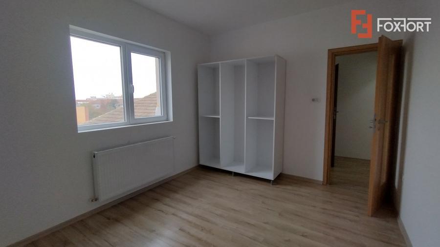 Apartament 3 camere la mansarda - 75mp utili, Zona Aradului