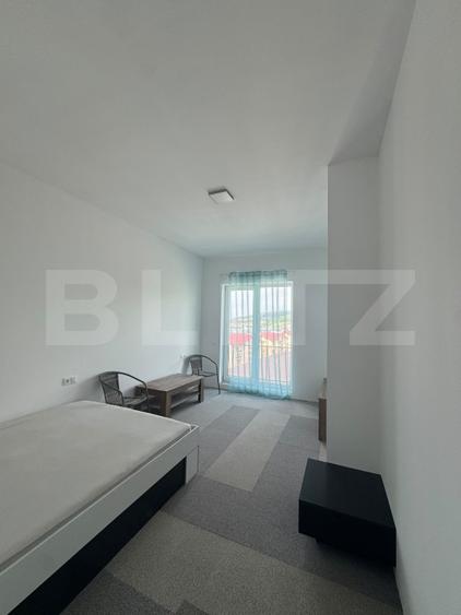Apartament 2 camere, 63 mp, semidecomandat, zona Teilor
