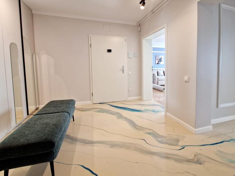 Apartament 3 Camere Lux Zona Desebita Centrul Cetate