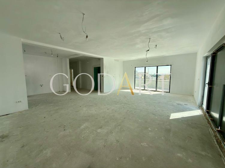 Penthouse exclusivist | Herastrau