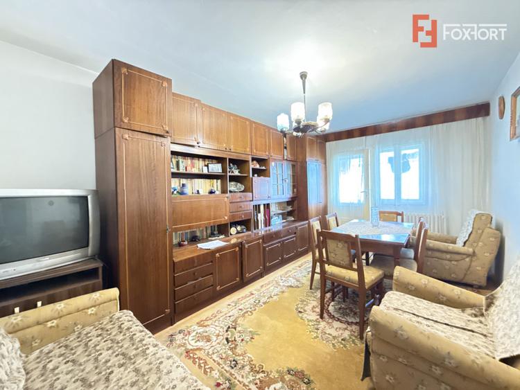 COMISION 0% Apartament cu 3 camere de vanzare, zona Lipovei