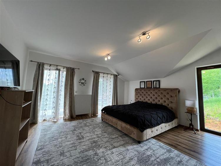 Duplex Grivitei cu 4 camere
