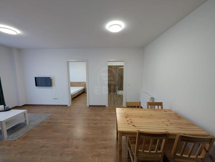 Apartament 2 camere, bucatarie separata, parcare, zona CETATII, Floresti