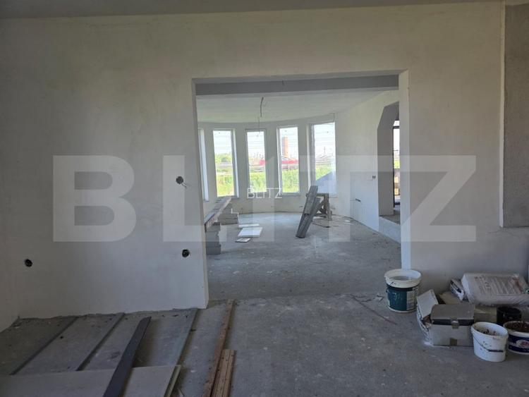 Casa de vanzare cu 8 camere+3 camere beci, 360mp, zona RAR (VETIS) - 2