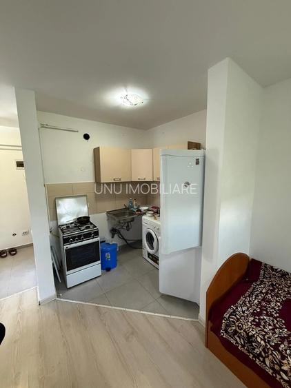 2 camere Openspace- etaj 2 - Valea Lupului-Brown R- 75000 euro - 4