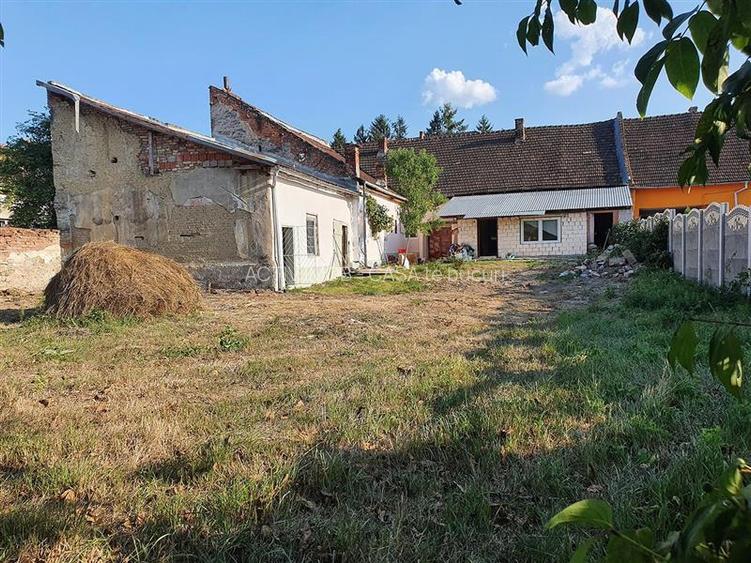Bocsa Montana, Casa Solida + Teren, Strada Principala - 27