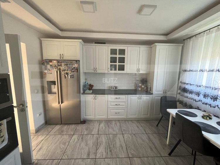 Super oferta Casa 6 camere, 415mp, cartierul Iosia - 5
