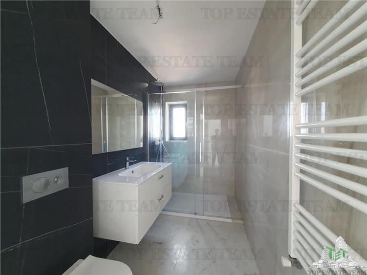 Apartament 3 camere lux cu vedere la mare