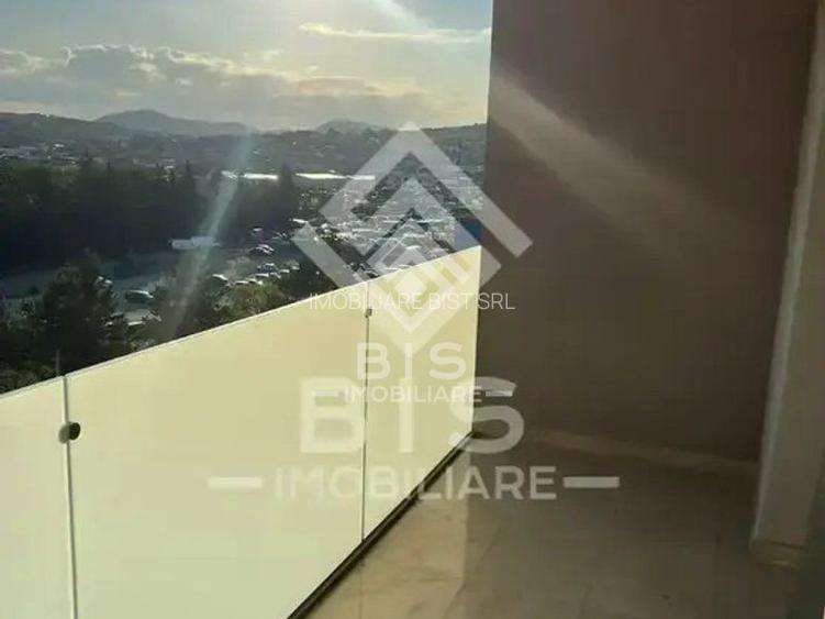 Apartament de vanzare 3 camere - zona ISU - 2