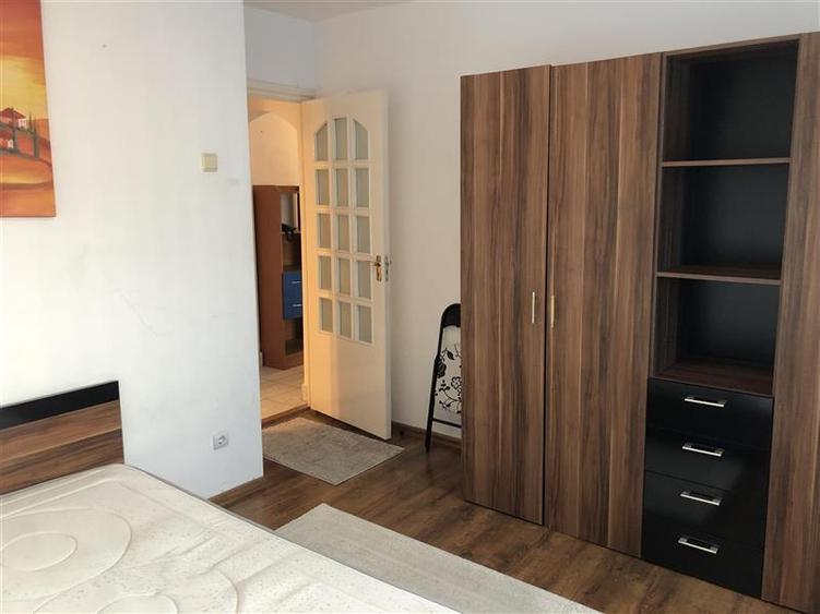 De inchiriat apartament 2 camere in Tudor